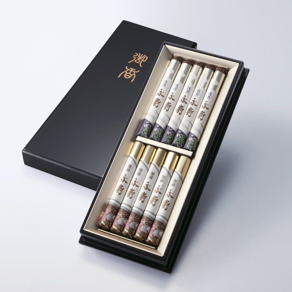 カリマンタン島産 2kg 【#香料樹木材 #沈香樹 #伽羅】 価格相談可 カリマンタン島産 2kg 【#香料樹木材 #沈香樹 #伽羅】 価格相談