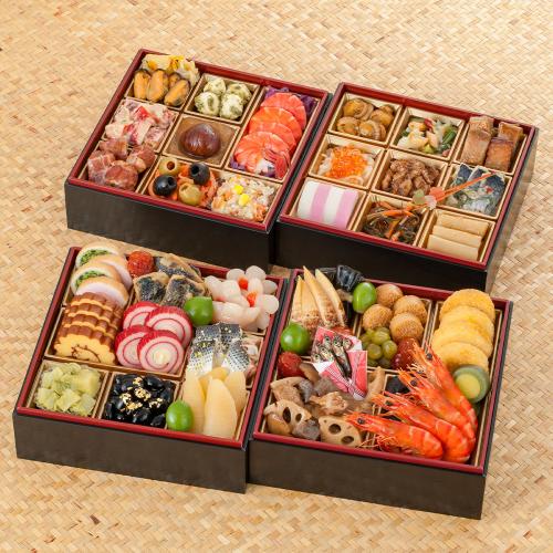 〈奥城崎シーサイドホテル〉和洋おせち料理 与段重