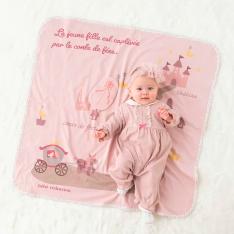 おとぎプリントおくるみ＆カシャカシャギフトセット（ギフトボックス付）