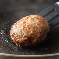 佐賀牛仕込み生ハンバーグ