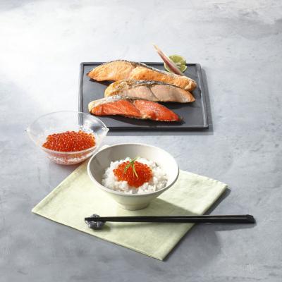 いくら醤油と鮭食べ比べ