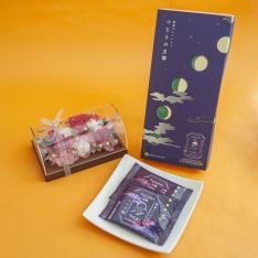 【敬老の日】プリザーブドフラワーアレンジメント 花日和（hanabiyori）＆祇園辻利「抹茶ゴーフレットつじりの月」セット