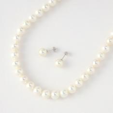 ナチュラルホワイトアコヤ真珠8mm珠2点セット ピアス