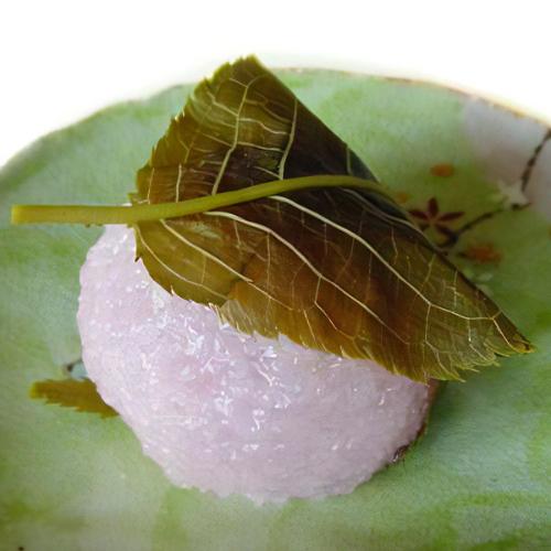 【店頭受取／玉川店】＜中村軒＞桜餅2個入【2月14日（土）午後4時以降】