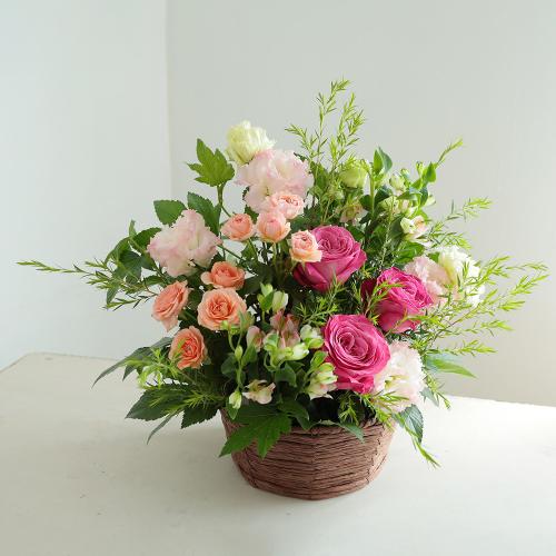 季節のフラワーアレンジメント 「ロゼ」M