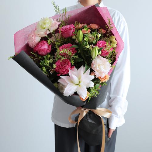 季節のフラワーブーケ 「ロゼ」XL