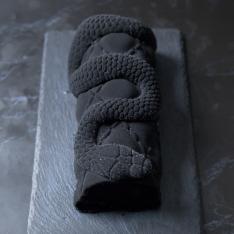 漆黒の蛇のショコラケーキ
