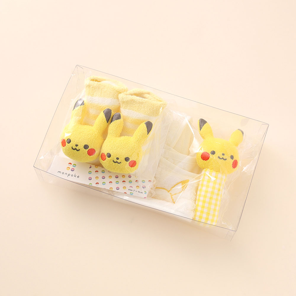 モンポケ 小物ギフト3点セット（スタイ・ラトル・ソックス）ピカチュウ