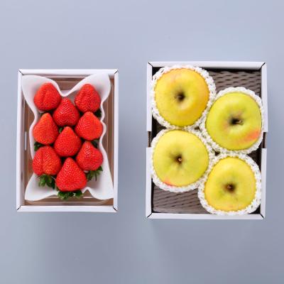 最適な時期に収穫し、順次発送予定】あまおう苺と王林詰合せ | 商品