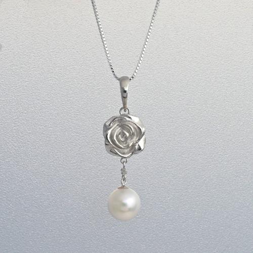 ジャパンクチュール　あこや真珠ペンダント