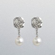 ジャパンクチュール　あこや真珠イヤリング