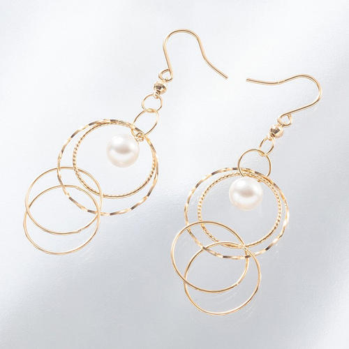 K18アコヤ真珠ピアス