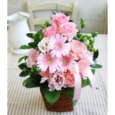 生花アレンジメント ピンク系