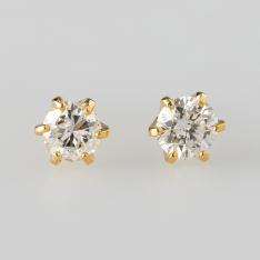 K18YGダイヤモンドピアス　計0.2ct