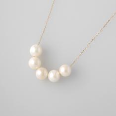 K18YGアコヤ真珠ペンダント 7.0mm珠 5ヶ付