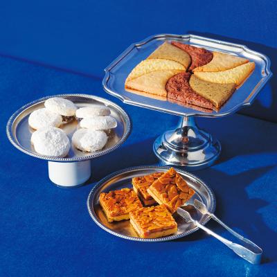 【バレンタインデー】しろいし洋菓子店のクッキー缶