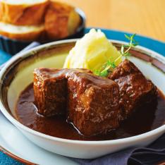 〈人形町今半〉黒毛和牛ビーフシチュー・マッシュポテト添え