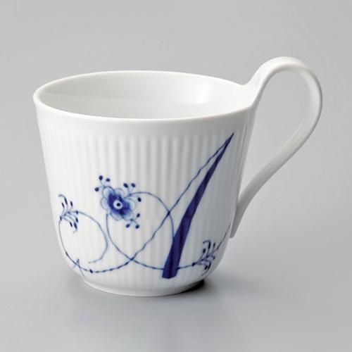 ブルーフルーテッド プレイン アルファベット マグ