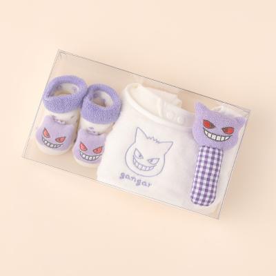 モンポケ小物ギフトセットゲンガー（スタイ・ラトル・ソックス）