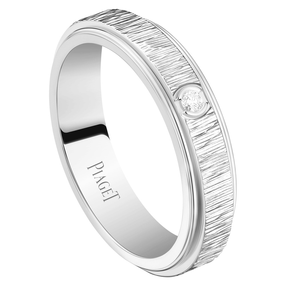 POSSESSION  リング