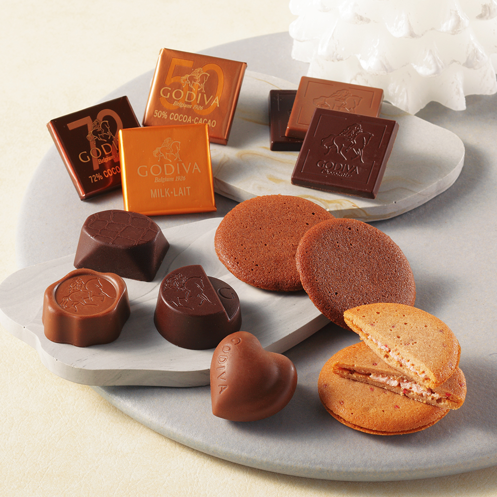 〈ゴディバ〉チョコレート＆クッキー アソートメント（あまおう苺＆ミルクチョコレート/ダークチョコレート）