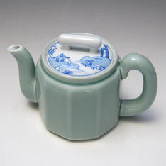 笹青磁染付山水　面取急須