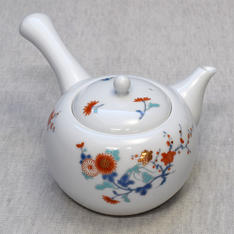 色絵花鳥紋　松型急須