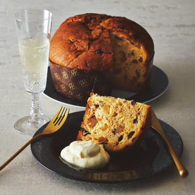 〈ペック〉パネットーネ（チョコレート＆洋なし）