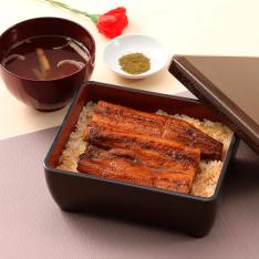 【母の日】うなぎ工房　国産長蒲焼2人前（カーネーション造花付）