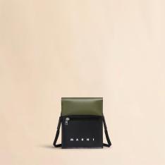 ショルダーバッグ