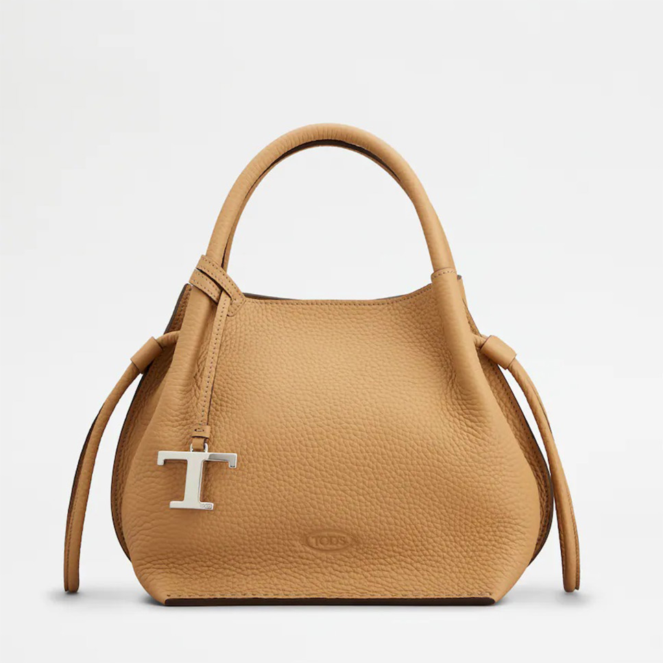 ＜TOD'S＞丸いフォルムが特徴的なバッグが登場