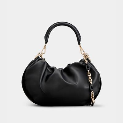 Roger Vivier（ロジェ ヴィヴィエ） | バッグ | ラグジュアリー