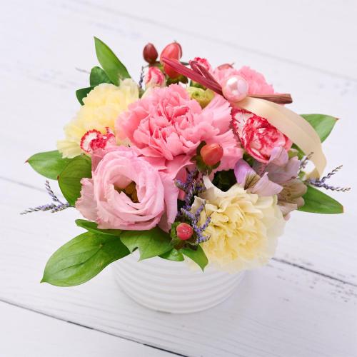 【母の日】生花アレンジメント「優華（ゆうか）」