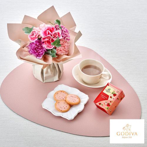 【母の日】生花 そのまま飾れるブーケ ニュアンスカラーピンク＆<GODIVA>あまおう苺ラングドシャクッキー4枚入