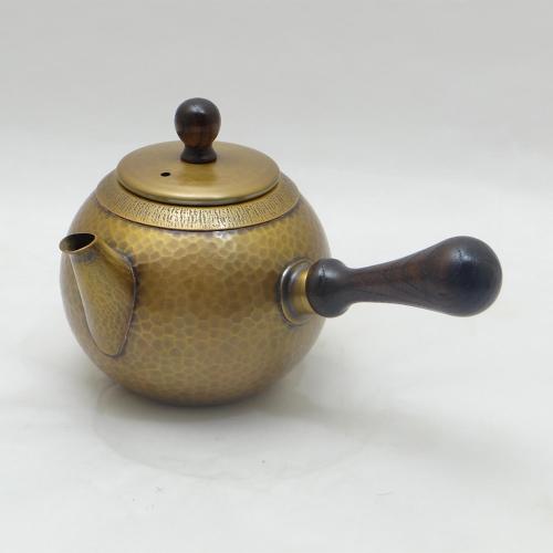 KURA 金茶色 鎚目急須(横手)400ml