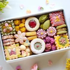 【母の日】クッキー缶 フラワーガーデン