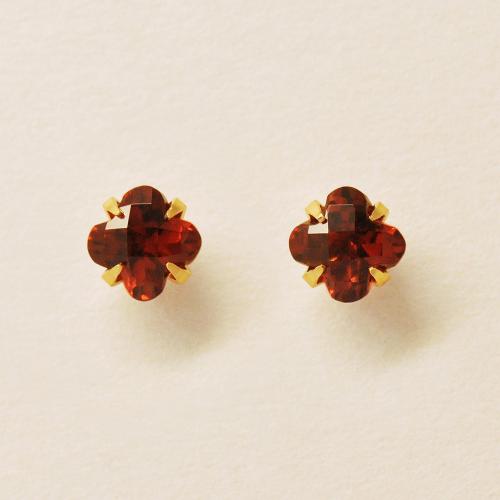 [セカンドピアス]K18リリィカットガーネットピアス（YG）