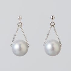 ナチュラルグレー Ptアコヤ真珠ピアス