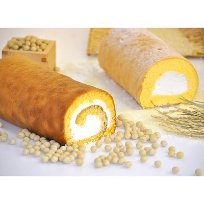 大豆と米粉のロールケーキ