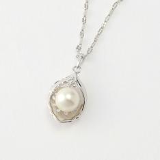 9mm白蝶パールペンダント