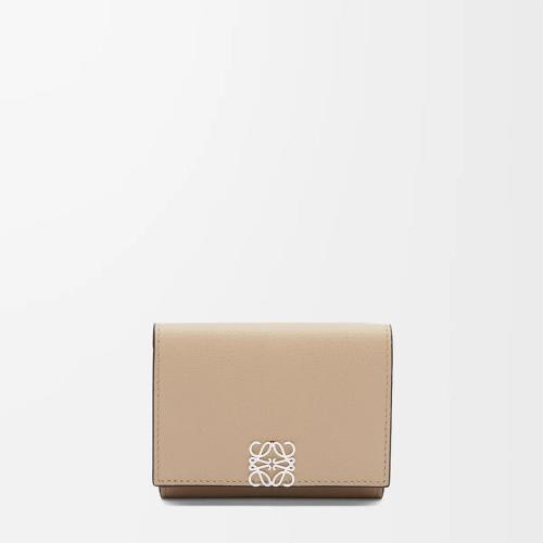 アナグラム トライフォールド ウォレット