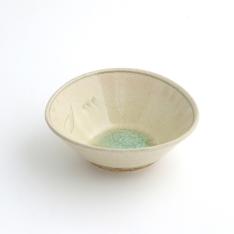 ［ご自宅用］ 灰釉草文 小鉢