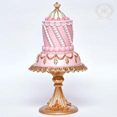 ゴールドベース ピンクケーキオブジェ