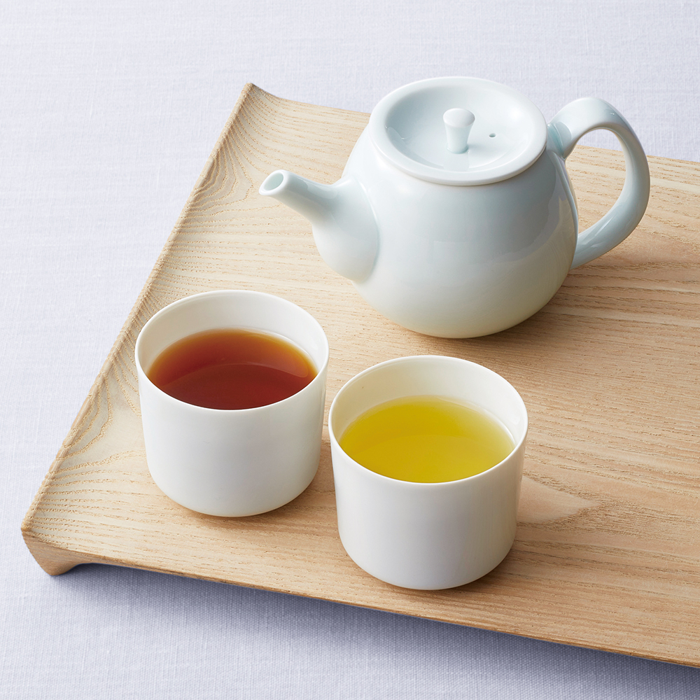 〈京都・一保堂茶舖〉煎茶「日月」・極上ほうじ茶詰合せ