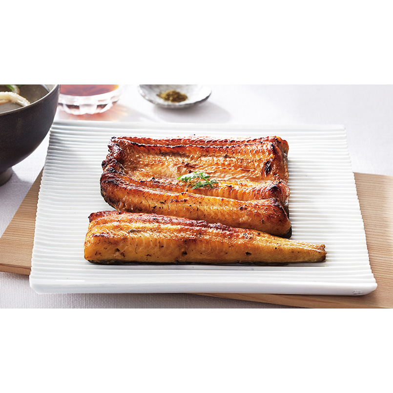 〈東京・つきじ宮川本廛〉炭火職人手焼国産鰻蒲焼