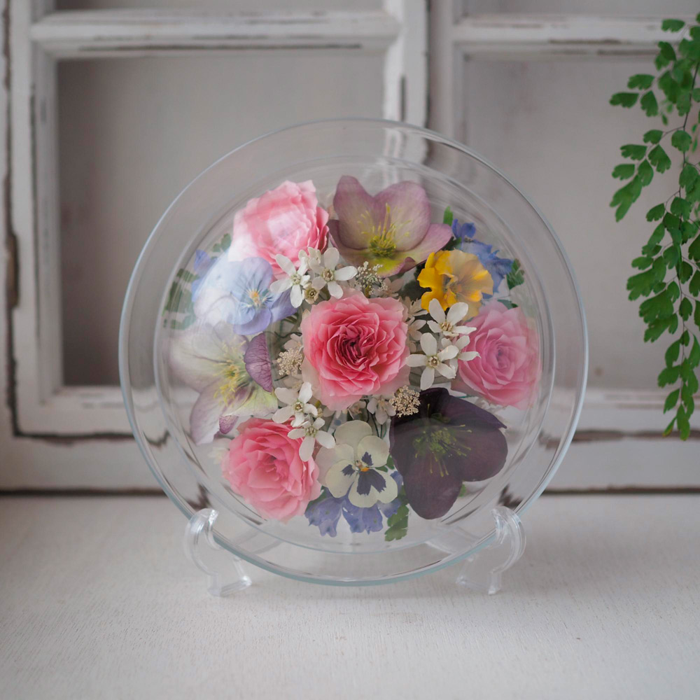 【母の日】ボトルフラワー　バラとクリスマスローズ（ディッシュM）