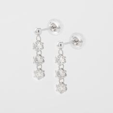 Pt合計0．7ctダイヤ3ストーンピアス