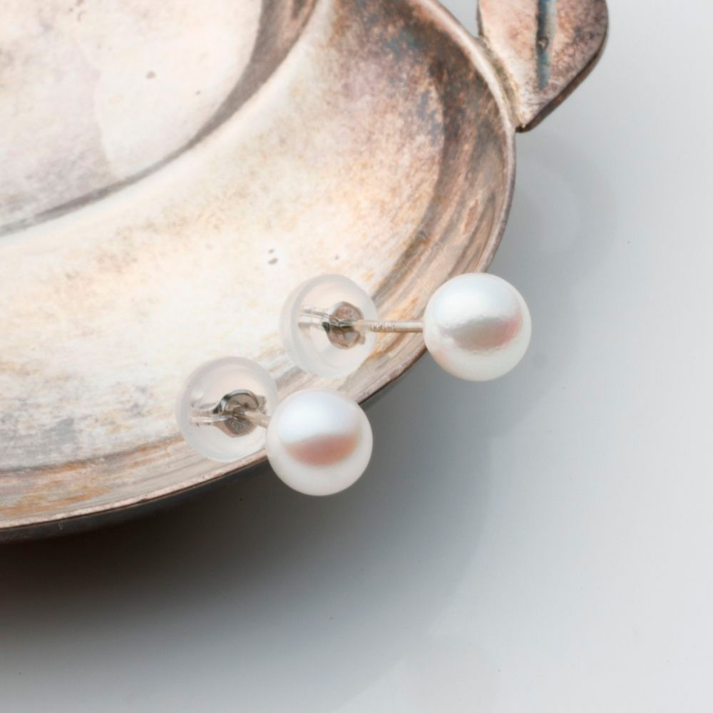【母の日】あこや真珠ベビーパール 5mm スタッドピアス