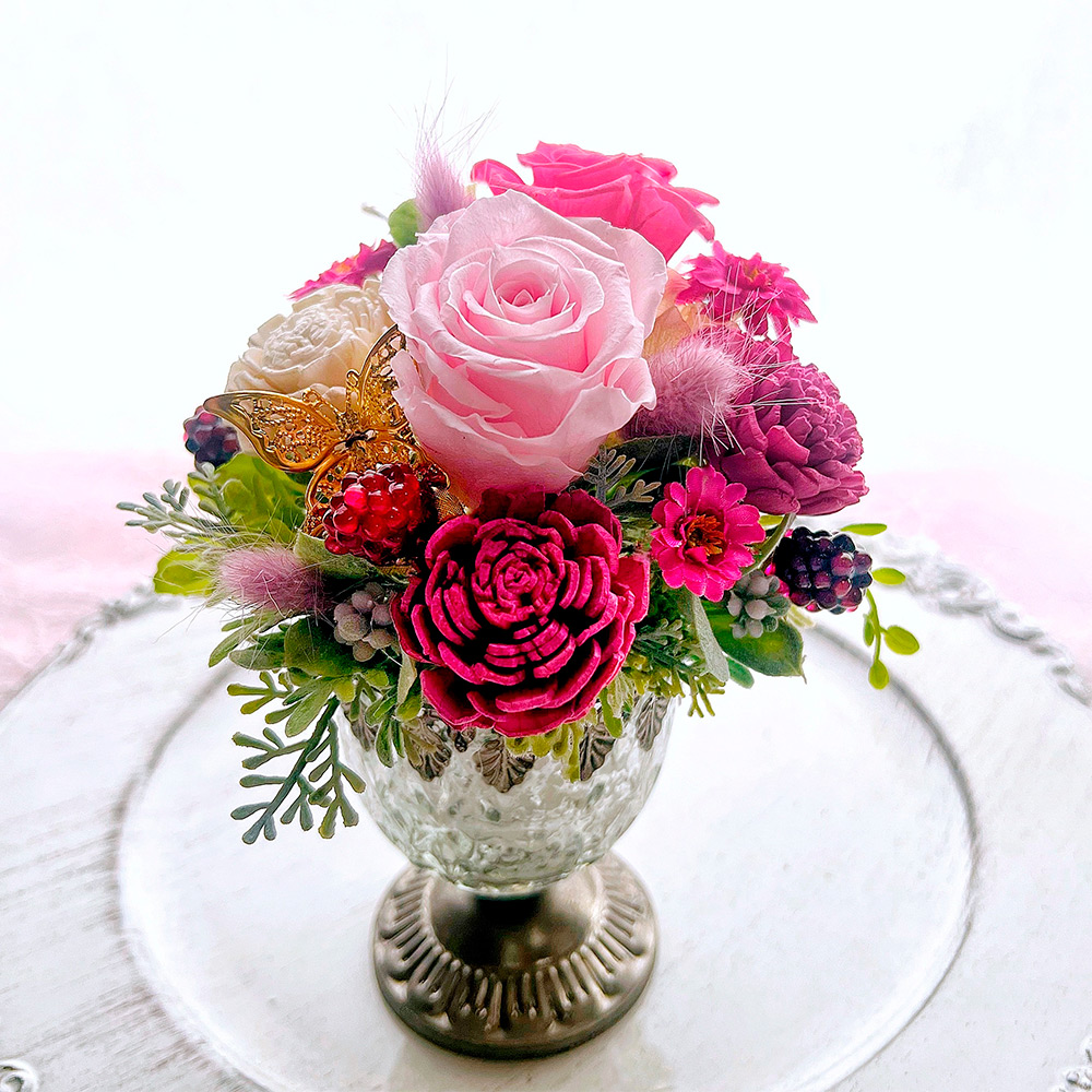 【母の日】ローズアレンジ（アンティークカップ）