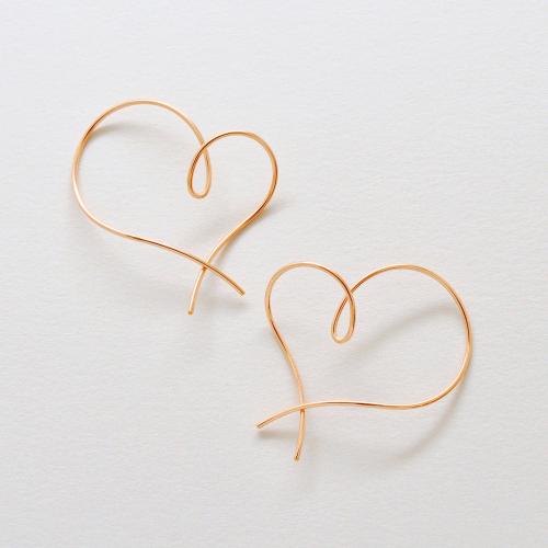 ヒネリハートピアス（ピンク）